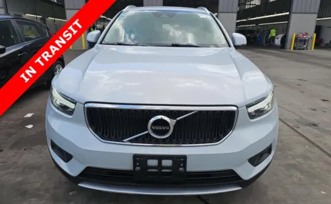 More photos of 2021 Volvo XC40 Momentum at Auto Boutique Texas, TX