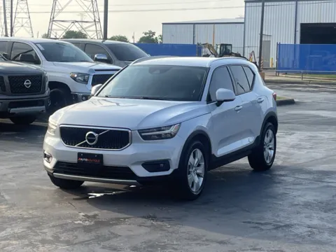 Another view of 2021 Volvo XC40 Momentum for sale in Alvin, TX at Auto Boutique Texas