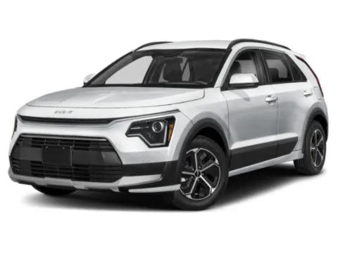 White 2023 Kia Niro LX for sale in Alvin, TX