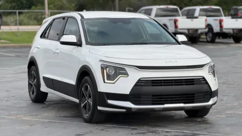 Photos of 2023 Kia Niro LX for sale in Alvin, TX at Auto Boutique Texas