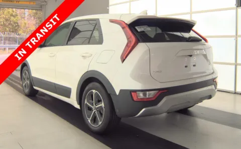 More photos of 2023 Kia Niro LX at Auto Boutique Texas, TX