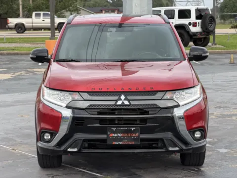 More photos of 2020 Mitsubishi Outlander LE at Auto Boutique Texas, TX
