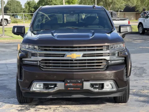 More photos of 2019 Chevrolet Silverado 1500 High Country at Auto Boutique Texas, TX