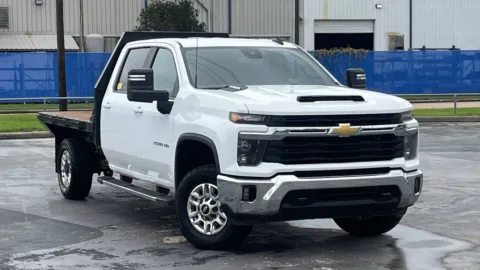 White 2024 CHEVROLET SILVERADO LT for sale in Alvin, TX
