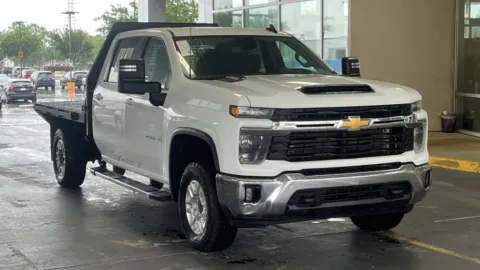 Another view of 2024 CHEVROLET SILVERADO LT for sale in Alvin, TX at Auto Boutique Texas
