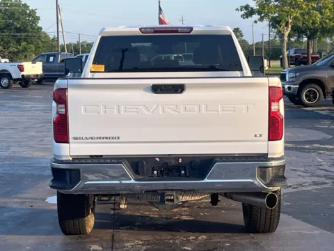 More photos of 2024 CHEVROLET SILVERADO LT at Auto Boutique Texas, TX