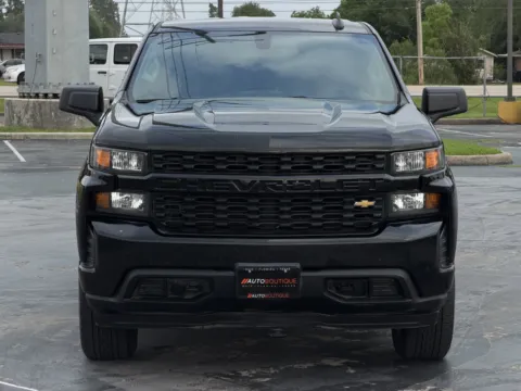 More photos of 2020 Chevrolet Silverado 1500 Custom at Auto Boutique Texas, TX