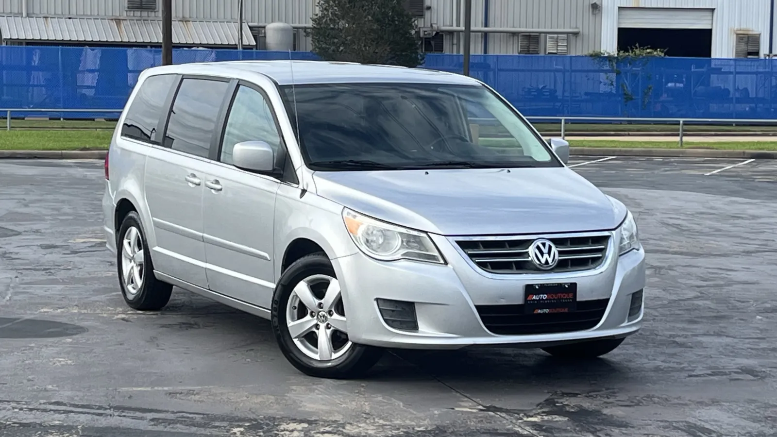 2010 Volkswagen Routan
