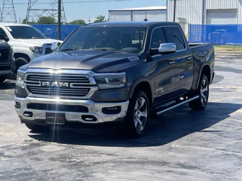 More photos of 2022 Ram 1500 Laramie at Auto Boutique Texas, TX