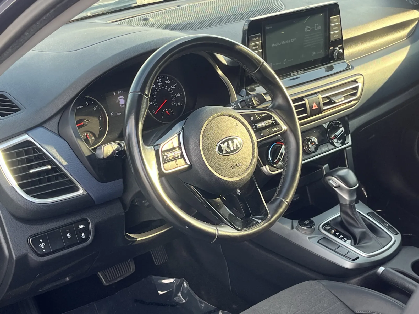 2021 Kia Seltos S - Photo 12