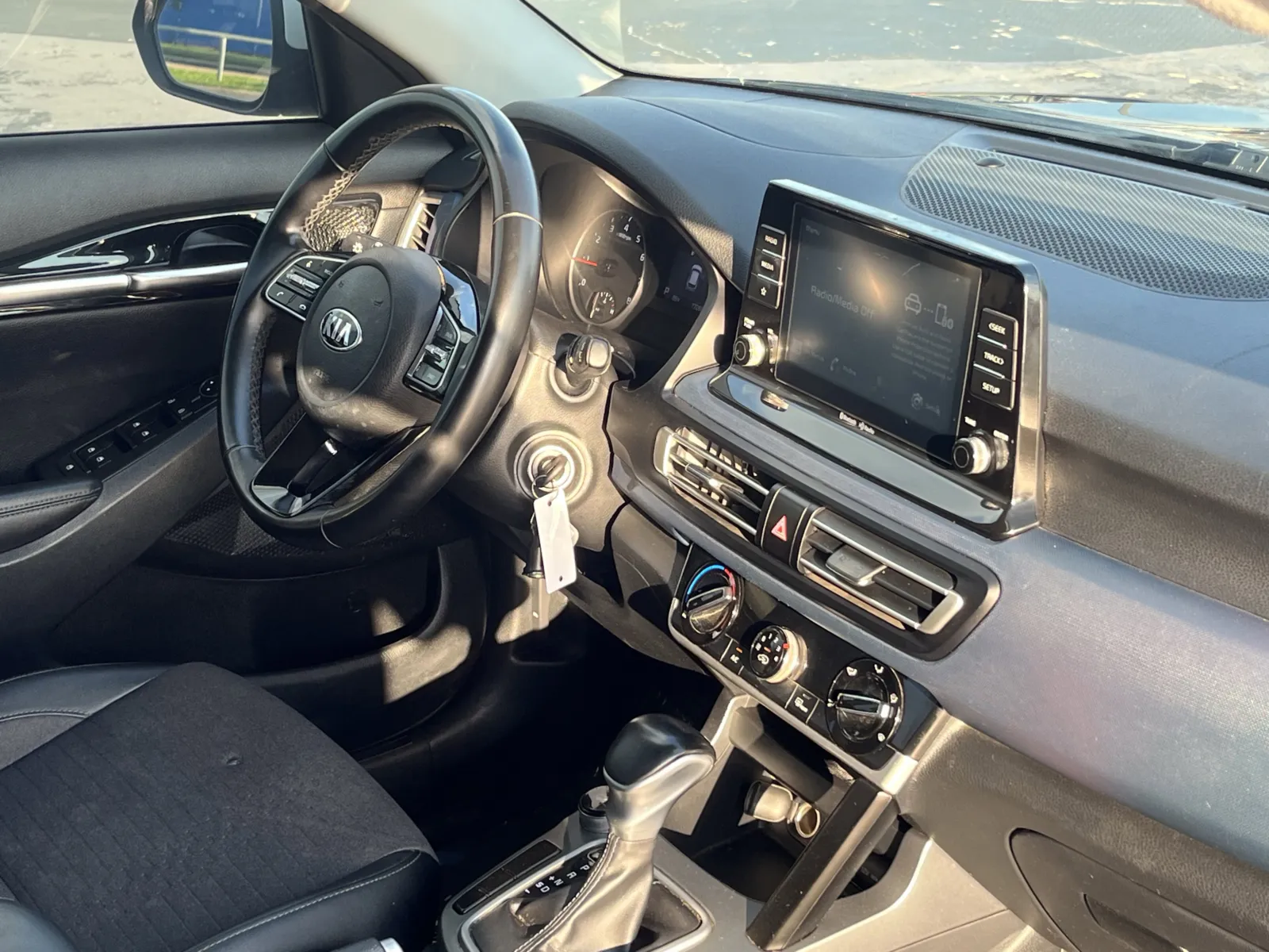 2021 Kia Seltos S - Photo 13