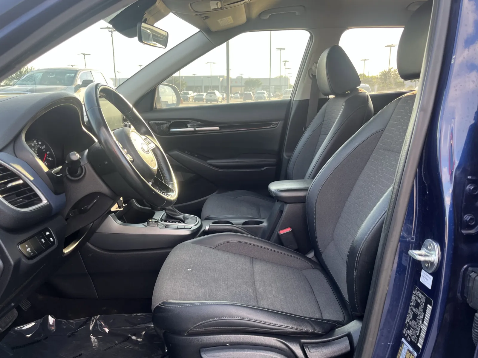 2021 Kia Seltos S - Photo 25