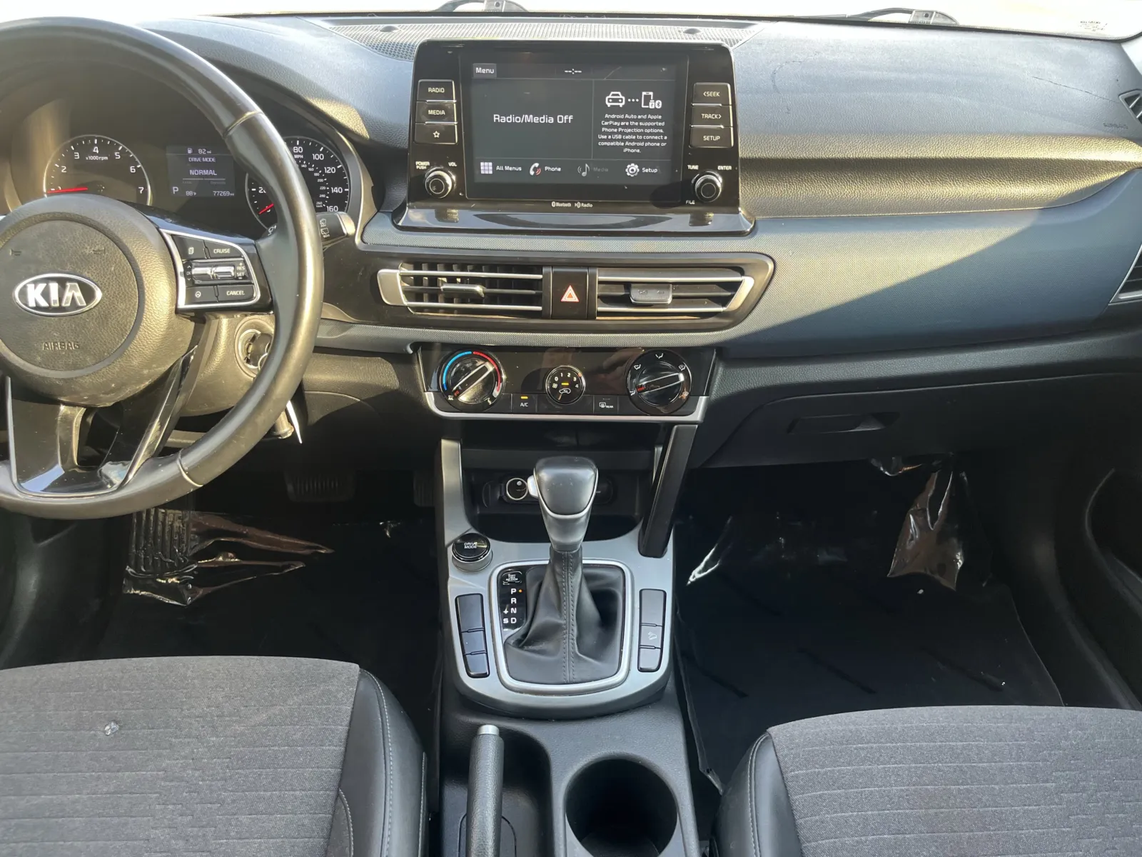 2021 Kia Seltos S - Photo 23