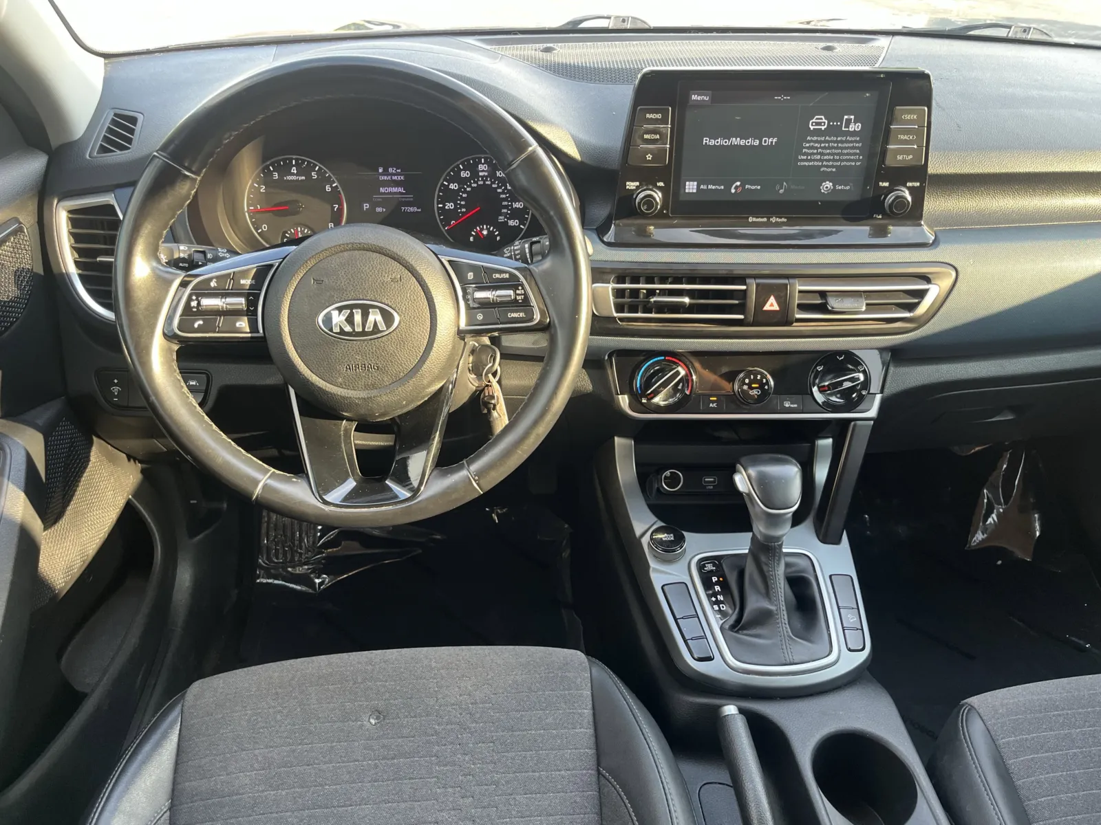2021 Kia Seltos S - Photo 14