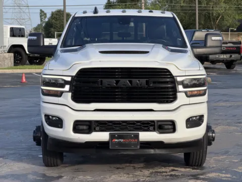 More photos of 2024 Ram 3500 Laramie at Auto Boutique Texas, TX