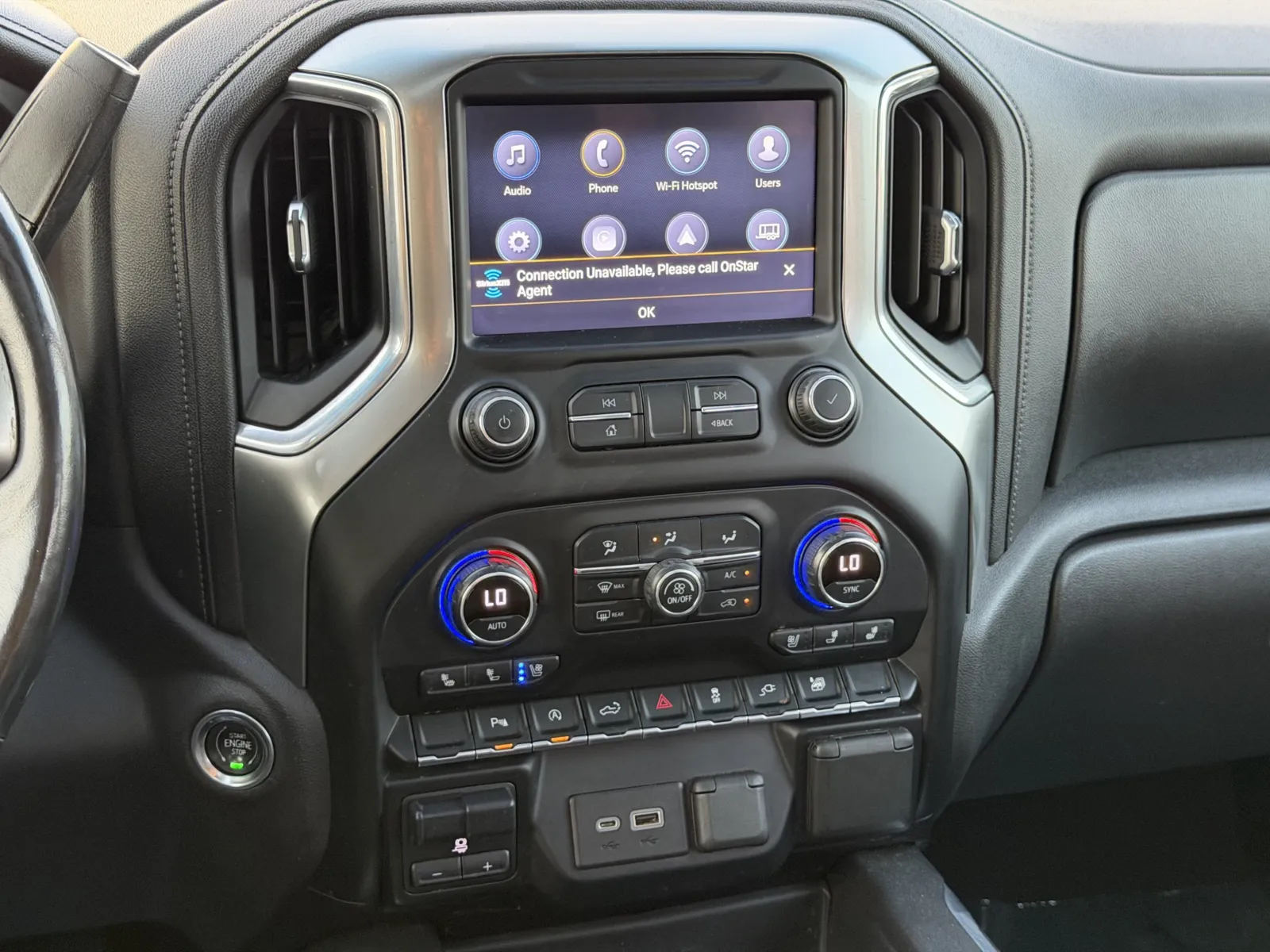 Chevrolet Silverado photo 18