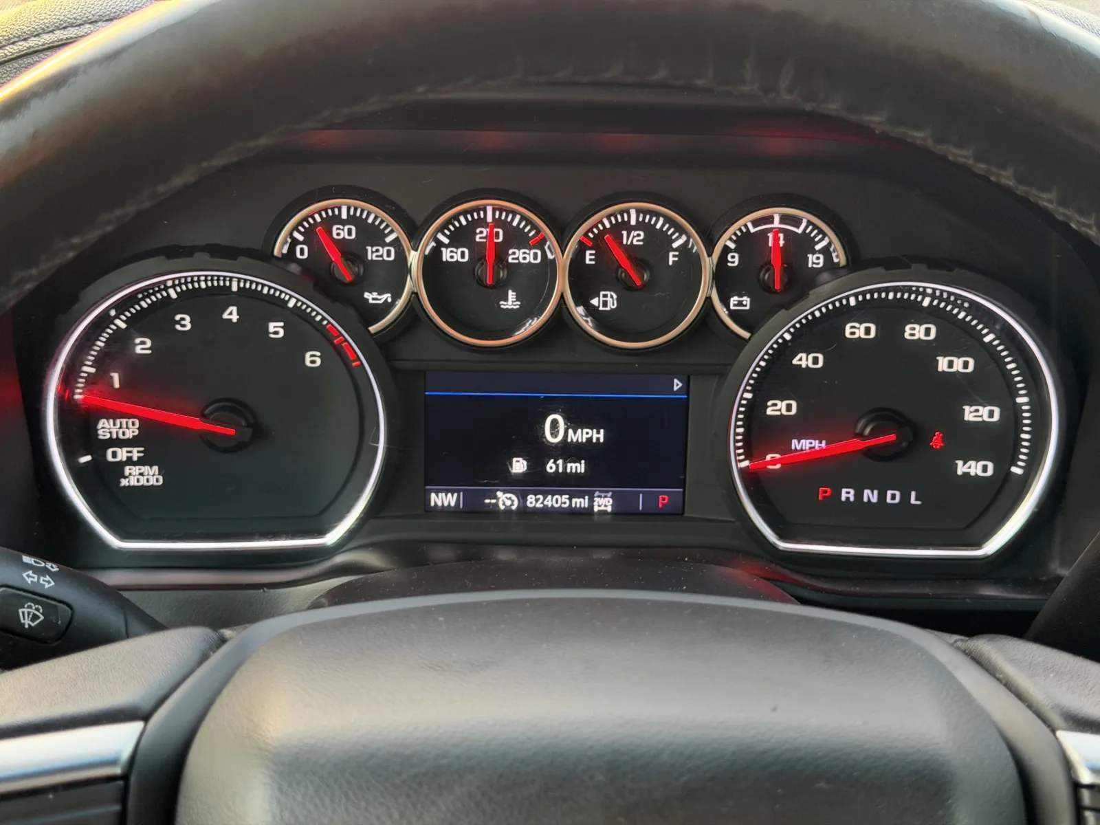 Chevrolet Silverado photo 17