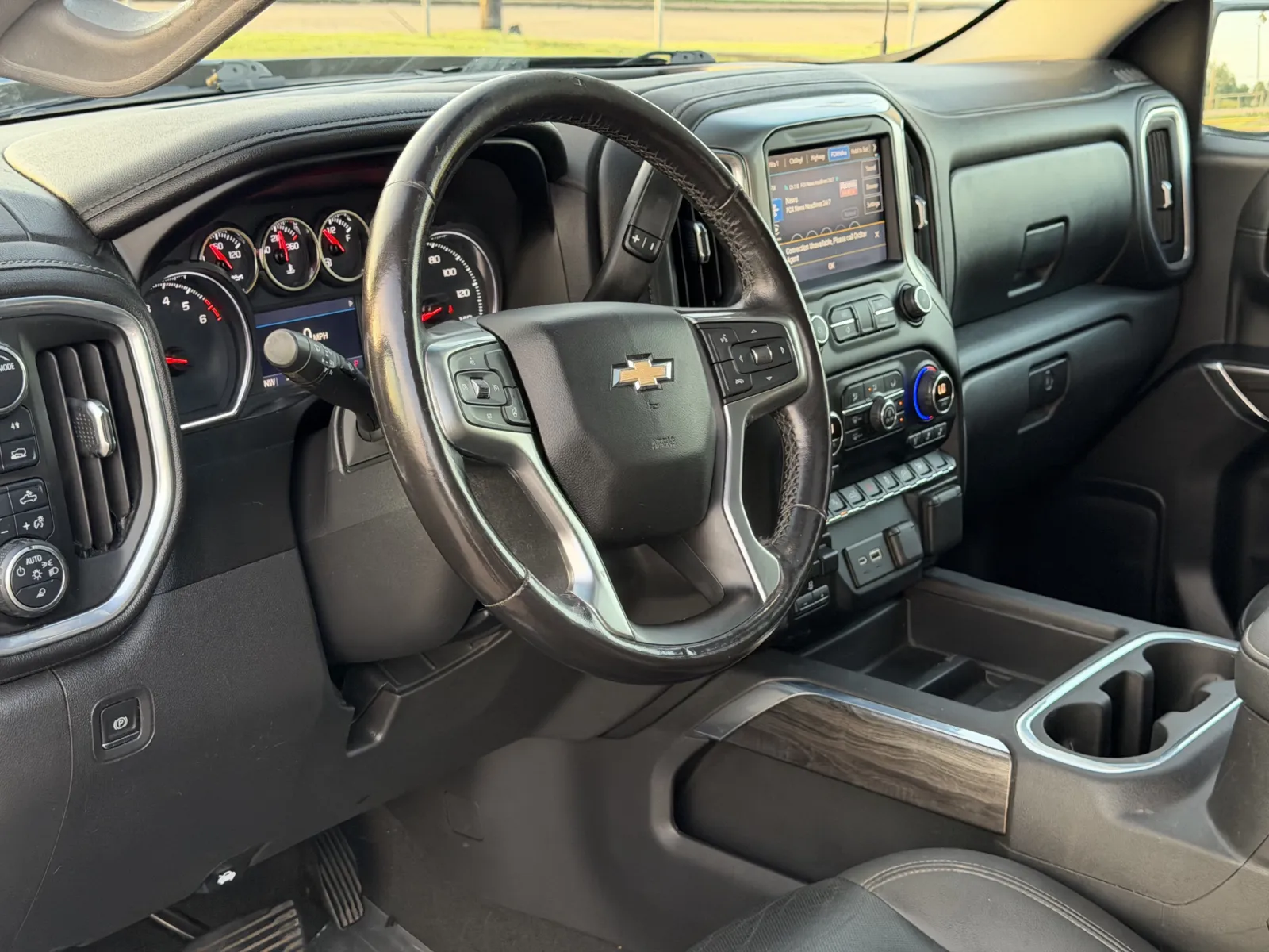 Chevrolet Silverado photo 11