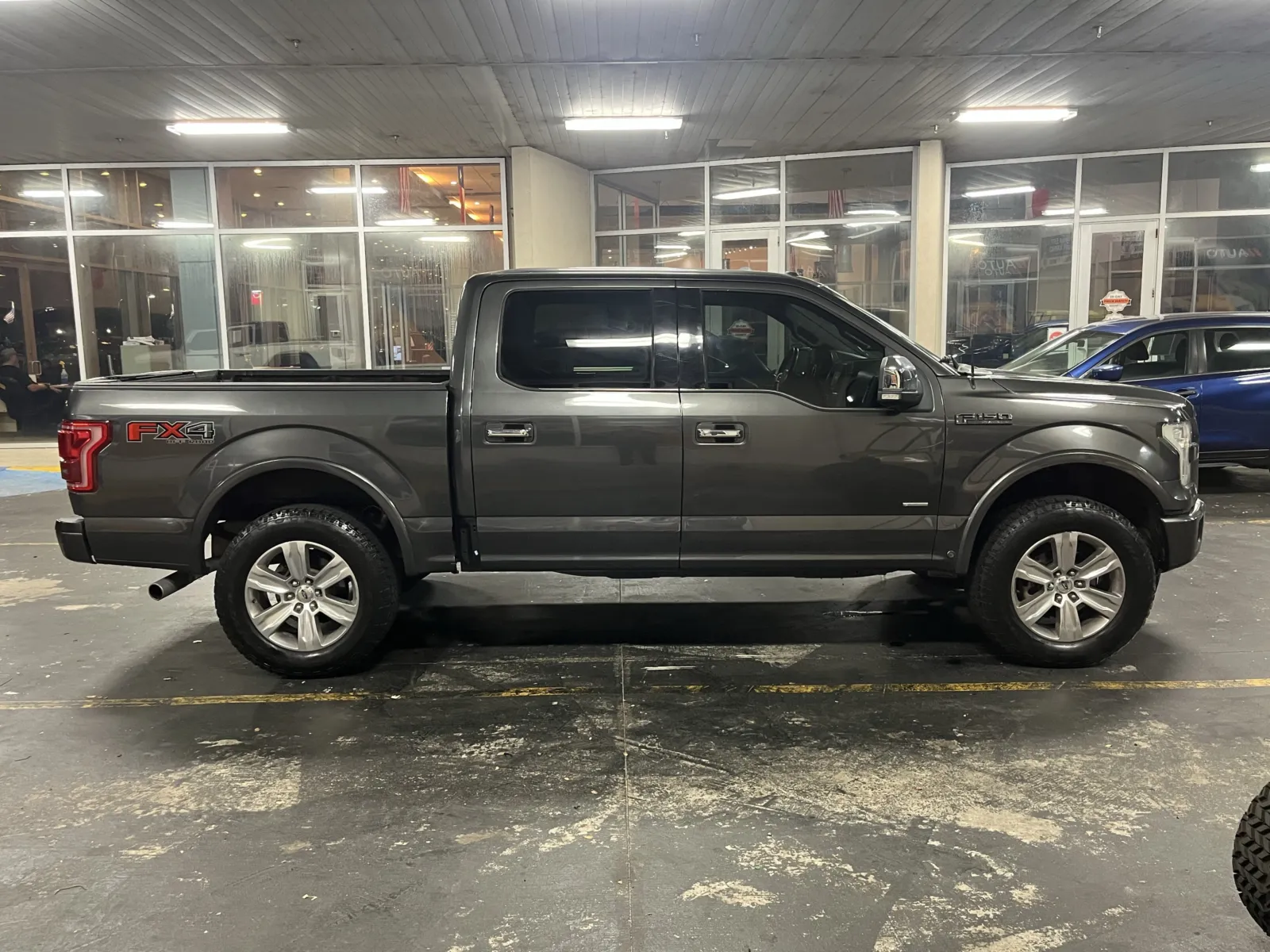 2015 Ford F-150 Platinum - Photo 10