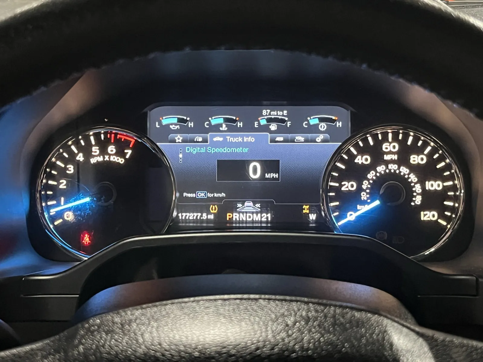 2015 Ford F-150 Platinum - Photo 18