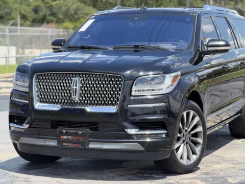 More photos of 2020 Lincoln Navigator L Reserve at Auto Boutique Texas, TX