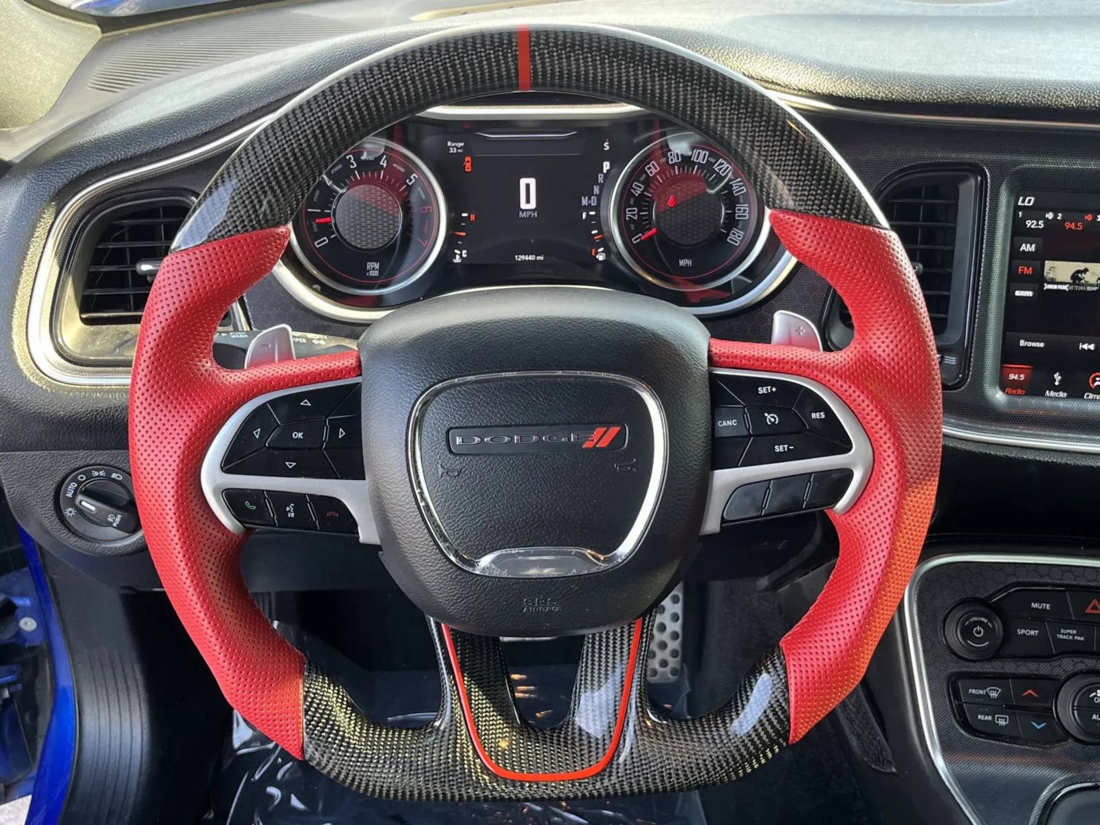Dodge Challenger photo 17