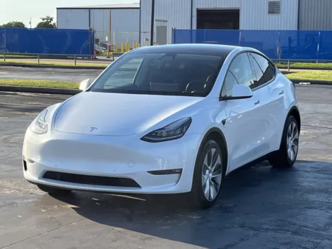 Another view of 2022 Tesla Model Y Long Range for sale in Alvin, TX at Auto Boutique Texas