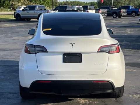 More photos of 2022 Tesla Model Y Long Range at Auto Boutique Texas, TX