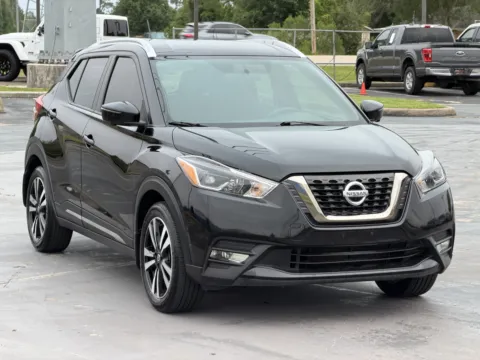 Photos of 2019 Nissan Kicks SR for sale in Alvin, TX at Auto Boutique Texas
