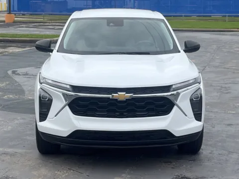 More photos of 2025 Chevrolet Trax LS at Auto Boutique Texas, TX