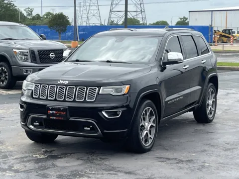 Another view of 2019 Jeep Grand Cherokee Overland for sale in Alvin, TX at Auto Boutique Texas