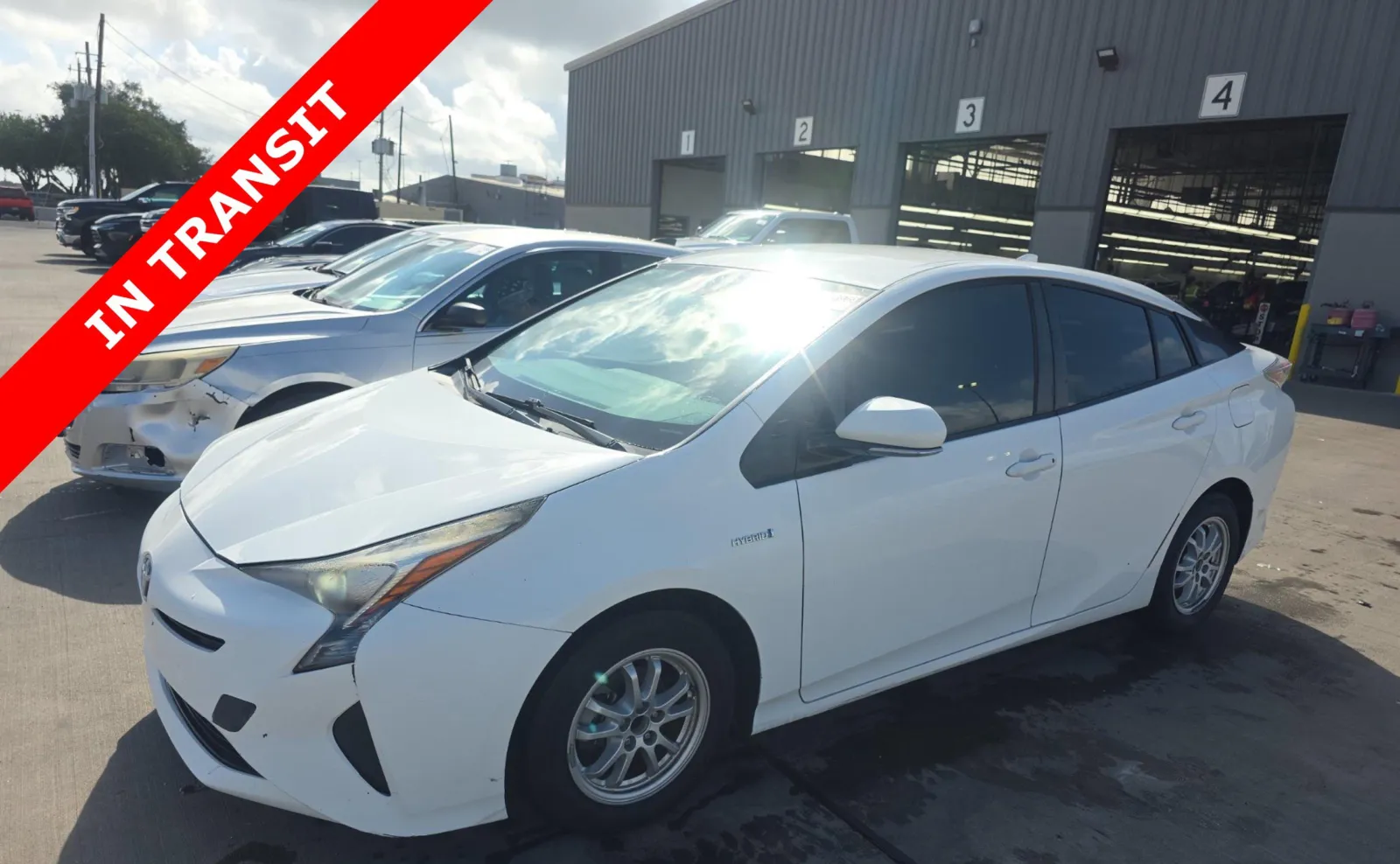 White 2016 Toyota Prius Three for sale in Alvin, TX