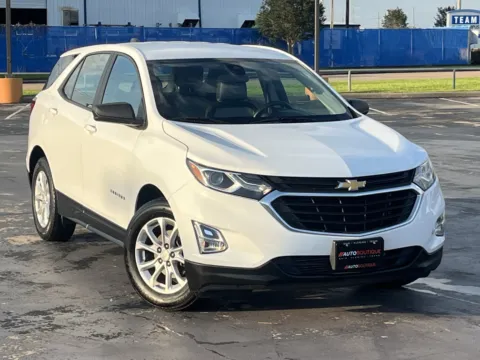 Photos of 2020 Chevrolet Equinox LS for sale in Alvin, TX at Auto Boutique Texas