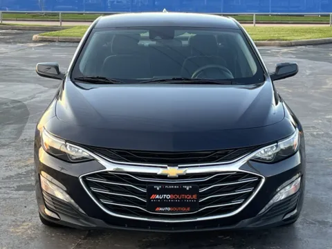 More photos of 2023 Chevrolet Malibu LT at Auto Boutique Texas, TX