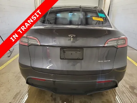 More photos of 2022 Tesla Model Y Long Range at Auto Boutique Texas, TX