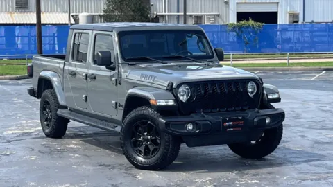 Gray 2021 Jeep Gladiator Willys Sport for sale in Alvin, TX