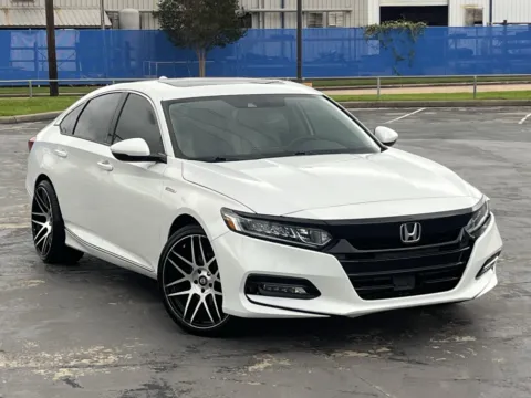 Photos of 2019 Honda Accord Hybrid EX-L for sale in Alvin, TX at Auto Boutique Texas