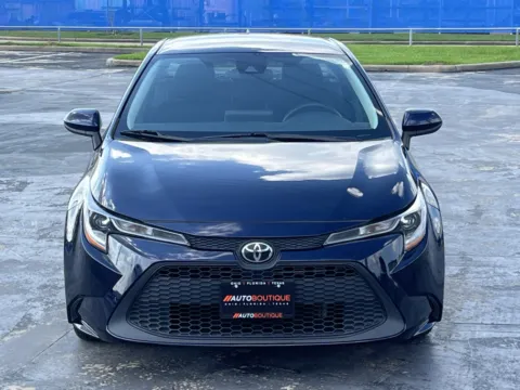 More photos of 2022 Toyota Corolla LE at Auto Boutique Texas, TX