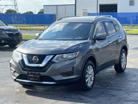 Another view of 2020 Nissan Rogue SV for sale in Alvin, TX at Auto Boutique Texas