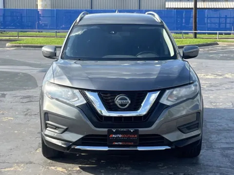 More photos of 2020 Nissan Rogue SV at Auto Boutique Texas, TX