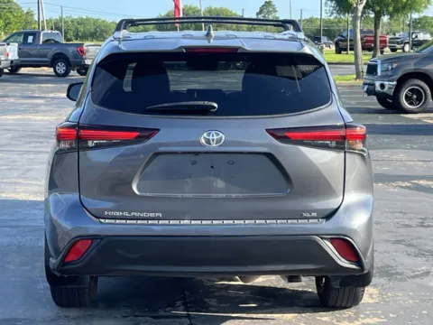 More photos of 2024 Toyota Highlander XLE at Auto Boutique Texas, TX