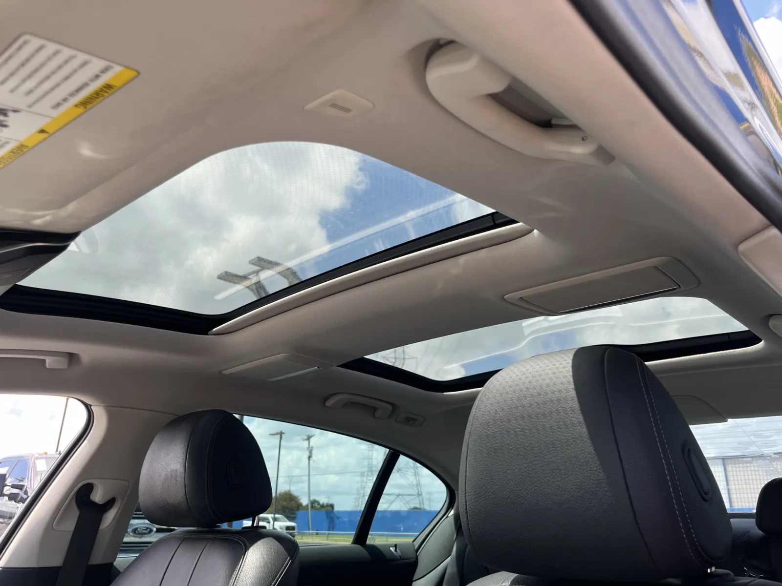 BMW 7 Series photo 8