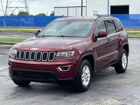 Another view of 2018 Jeep Grand Cherokee Laredo E for sale in Alvin, TX at Auto Boutique Texas