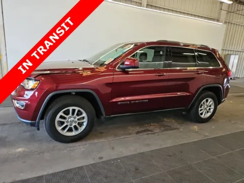 Red 2018 Jeep Grand Cherokee Laredo E for sale in Alvin, TX