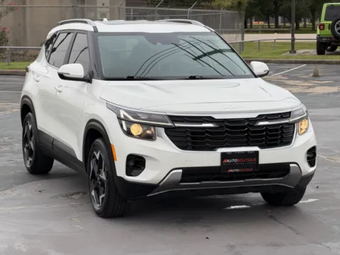 Photos of 2025 Kia Seltos EX for sale in Alvin, TX at Auto Boutique Texas