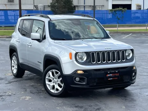 Photos of 2018 Jeep Renegade Latitude for sale in Alvin, TX at Auto Boutique Texas