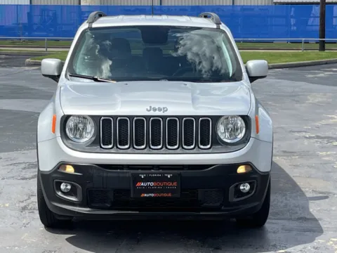 More photos of 2018 Jeep Renegade Latitude at Auto Boutique Texas, TX