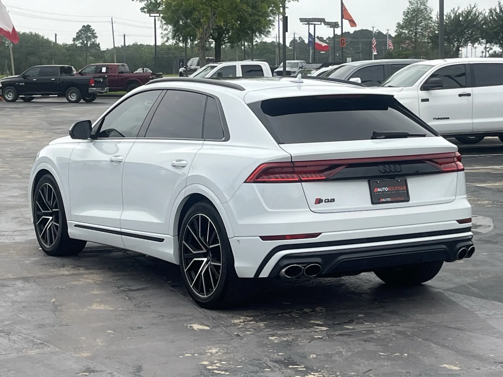 Audi SQ8 photo 7