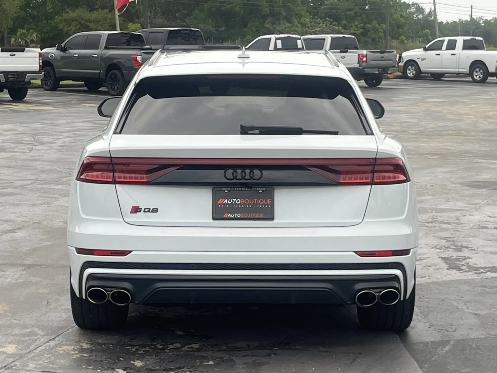 Audi SQ8 photo 6