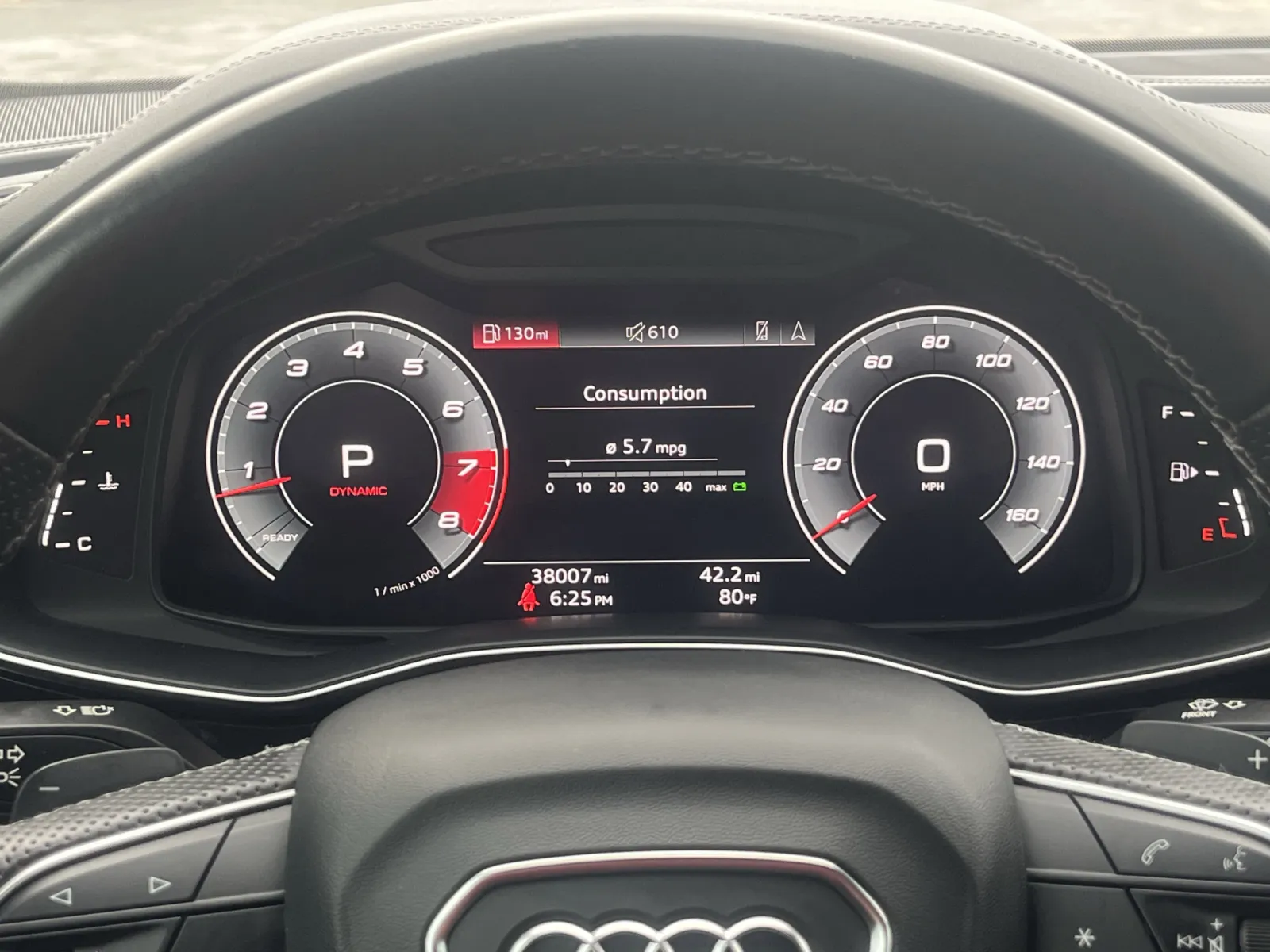 Audi SQ8 photo 19